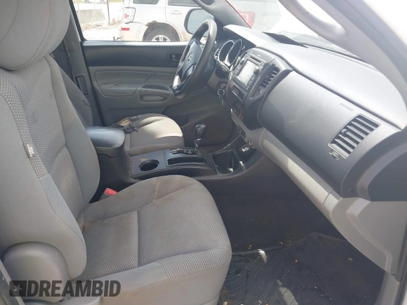 2013 Toyota Tacoma with VIN 5TFTX4CNXDX030000, listed as a IAAI auction lot 42098777 with 198,791 mi miles and . Bid and sale history available at DreamBid. Image 5.