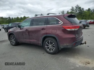 2018 Toyota Highlander SE z VIN 5TDJZRFH0JS857493, wystawiony jako Copart lot #57224495 z przebiegiem 111 862 mil mil oraz Szkoda całkowita • Salvage title. Historia ofert i sprzedaży dostępna na DreamBid. Obrazek 2.