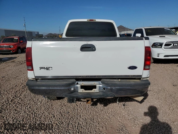 2000 Ford F-250 XL with VIN 1FTNX21S8YEB22794, listed as a Copart auction lot 85053244 with 378,577 mi miles and Clean title. Bid and sale history available at DreamBid. Image 6.
