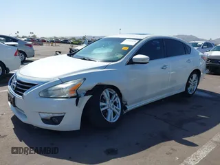 2014 Nissan Altima SL z VIN 1N4BL3AP9EC173704, wystawiony jako IAAI lot #42300470 z przebiegiem 139 036 mil mil oraz . Historia ofert i sprzedaży dostępna na DreamBid. Obrazek 6.
