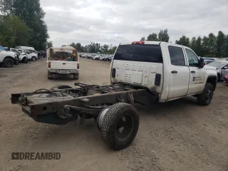 2015 GMC Sierra 1500 with VIN 1GD411CG3FF648494, listed as a Copart auction lot 67523504 with 133,250 mi miles and Salvage Title. Bid and sale history available at DreamBid. Image 3.