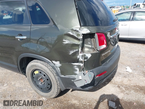2011 Kia Sorento LX with VIN 5XYKT4A26BG152191, listed as a IAAI auction lot 42257365 with 198,595 mi miles and . Bid and sale history available at DreamBid. Image 6.