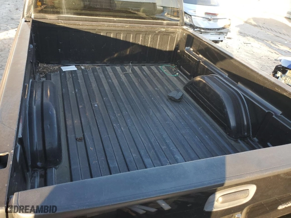 1999 Chevrolet Silverado 1500 LS with VIN 1GCEK19T0XE248426, listed as a Copart auction lot 41571495 with 305,337 mi miles and Salvage Title. Bid and sale history available at carsss.com. Image 12.