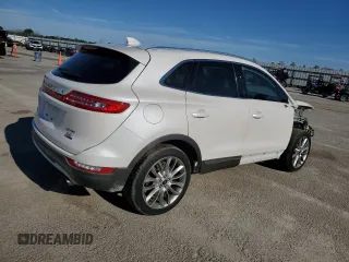 2016 Lincoln MKC Reserve with VIN 5LMCJ3C97GUJ16121, listed as a Copart auction lot 45332655 with 88,308 mi miles and Salvage Title. Bid and sale history available at DreamBid. Image 3.