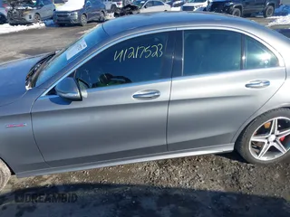 2015 Mercedes-Benz C-Class C 400 with VIN 55SWF6GB7FU018295, listed as a IAAI auction lot 41217523 with 120,822 mi miles. Bid and sale history available at carsss.com. Image 14.