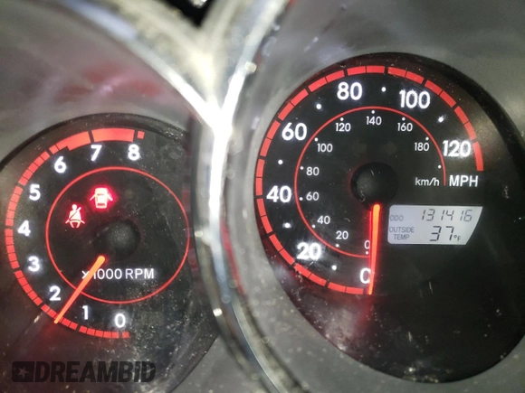 2006 Toyota Matrix STD z VIN 2T1LR30E96C562445, wystawiony jako Copart lot #87267984 z przebiegiem 131 416 mil mil oraz Szkody całkowita. Historia ofert i sprzedaży dostępna na DreamBid. Obrazek 9.