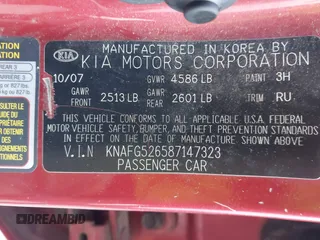 2008 Kia Rondo LX with VIN KNAFG526587147323, listed as a IAAI auction lot 41550909 with 150,967 mi miles. Bid and sale history available at carsss.com. Image 9.