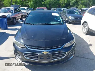 2018 Chevrolet Malibu LT with VIN 1G1ZD5ST2JF135052, listed as a IAAI auction lot 42088820 with 114,547 mi miles. Bid and sale history available at carsss.com. Image 12.
