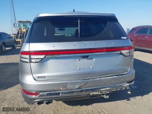 2022 Lincoln Aviator Reserve with VIN 5LM5J7WC4NGL16716, listed as a IAAI auction lot 41683920 with 29,059 mi miles. Bid and sale history available at carsss.com. Image 16.