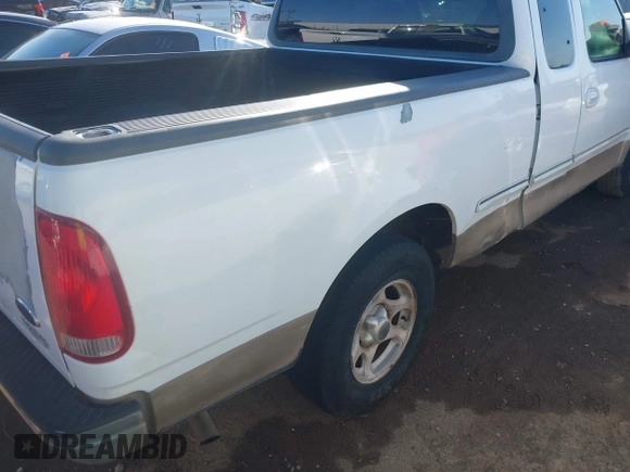 1998 Ford F-150 with VIN 1FTZX17W5WKC29368, listed as a IAAI auction lot 41768833 with 259,069 mi miles and . Bid and sale history available at DreamBid. Image 17.