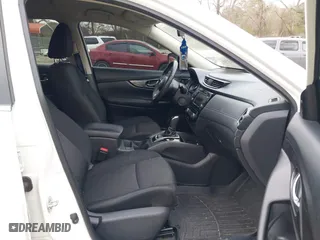 2019 Nissan Rogue SV with VIN KNMAT2MT3KP541534, listed as a IAAI auction lot 41723467 with 139,047 mi miles. Bid and sale history available at carsss.com. Image 5.