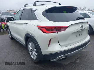 2019 Infiniti QX50 LUXE with VIN 3PCAJ5M16KF116521, listed as a IAAI auction lot 41793978 with 70,007 mi miles. Bid and sale history available at carsss.com. Image 17.