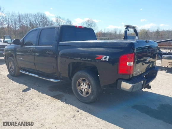 2008 Chevrolet Silverado 1500 LTZ with VIN 2GCEK133381166105, listed as a IAAI auction lot 41877995 with 224,953 mi miles. Bid and sale history available at carsss.com. Image 3.