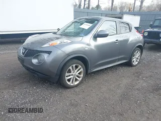2013 Nissan Juke SL with VIN JN8AF5MV6DT221746, listed as a IAAI auction lot 42100600 with 209,542 mi miles. Bid and sale history available at carsss.com. Image 2.
