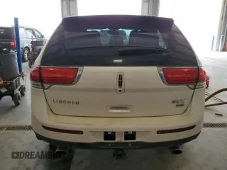 2011 Lincoln MKX with VIN 2LMDJ8JK4BBJ28692, listed as a Copart auction lot 53305785 with 127,939 mi miles and Salvage Title. Bid and sale history available at carsss.com. Image 6.