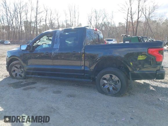 2023 Ford F-150 Lightning Pro с VIN 1FTVW1EV5PWG34863, выставлен на аукционе IAAI как лот 41995387 с пробегом 15 701 миль миль и . История ставок и продаж доступна на DreamBid. Изображение 13.