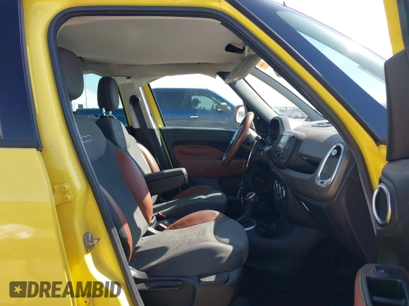 2014 FIAT 500L Trekking with VIN ZFBCFADH3EZ013347, listed as a IAAI auction lot 41551204 with 96,679 mi miles and . Bid and sale history available at DreamBid. Image 5.