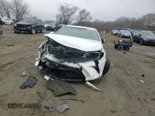 2016 Toyota Camry XLE with VIN 4T1BF1FK2GU174530, listed as a Copart auction lot 43219995 with 125,628 mi miles and Salvage Title. Bid and sale history available at DreamBid. Image 10.