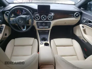 2017 Mercedes-Benz CLA 250 z VIN WDDSJ4GB9HN425905, wystawiony jako Copart lot #58306625 z przebiegiem 49 809 mil mil oraz Szkoda całkowita • Salvage title. Historia ofert i sprzedaży dostępna na DreamBid. Obrazek 8.