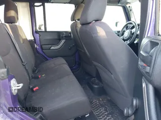 2018 Jeep Wrangler JK Unlimited Sport S with VIN 1C4BJWDGXJL836446, listed as a IAAI auction lot 41371062 with 67,112 mi miles. Bid and sale history available at carsss.com. Image 8.