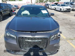 2015 Chrysler 300 S z VIN 2C3CCABGXFH894103, wystawiony jako IAAI lot #42197226 z przebiegiem 99 489 mil mil oraz . Historia ofert i sprzedaży dostępna na DreamBid. Obrazek 11.