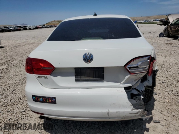 2013 Volkswagen Jetta SE with VIN 3VWDX7AJ8DM255685, listed as a Copart auction lot 59318365 with 146,345 mi miles and Salvage title. Bid and sale history available at DreamBid. Image 6.