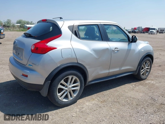 2012 Nissan Juke SL z VIN JN8AF5MV4CT127024, wystawiony jako IAAI lot #42426814 z przebiegiem 72 741 mil mil oraz . Historia ofert i sprzedaży dostępna na DreamBid. Obrazek 4.