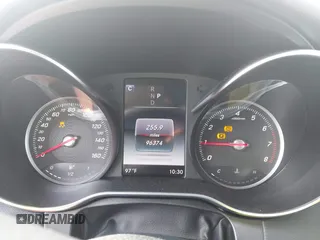 2018 Mercedes-Benz C 300 с VIN WDDWF4JB3JR403019, выставлен на аукционе IAAI как лот 42660482 с пробегом 96 374 миль миль и . История ставок и продаж доступна на DreamBid. Изображение 7.