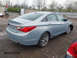 2012 Hyundai Sonata SE with VIN 5NPEC4AB6CH409728, listed as a IAAI auction lot 41938562 with 156,690 mi miles and . Bid and sale history available at carsss.com. Image 4.