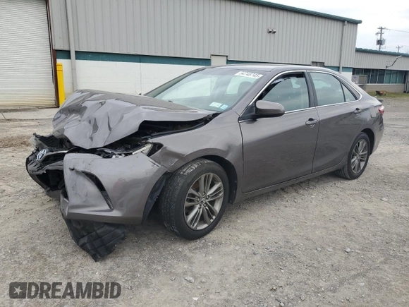 2015 Toyota Camry XLE with VIN 4T1BF1FK0FU076045, listed as a Copart auction lot 54748745 with Not Provided miles and Salvage Title. Bid and sale history available at carsss.com. Image 1.