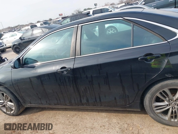 2015 Toyota Camry XLE with VIN 4T1BF1FK6FU985908, listed as a IAAI auction lot 41627697 with 232,066 mi miles. Bid and sale history available at carsss.com. Image 14.