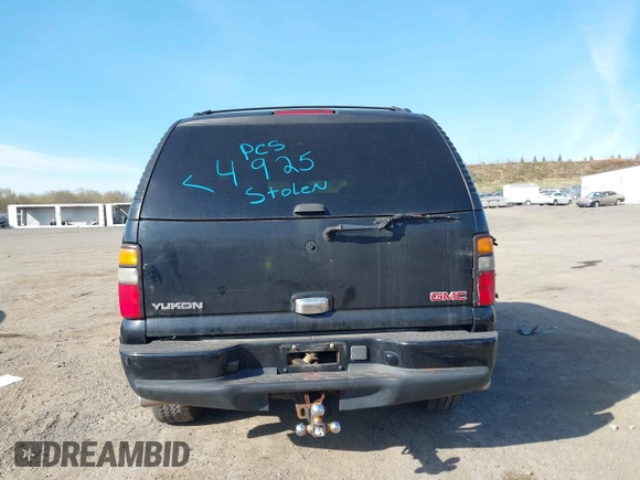 2005 GMC Yukon Denali z VIN 1GKEK63U55J254214, wystawiony jako IAAI lot #42103378 z przebiegiem 131 183 mil mil oraz . Historia ofert i sprzedaży dostępna na DreamBid. Obrazek 15.