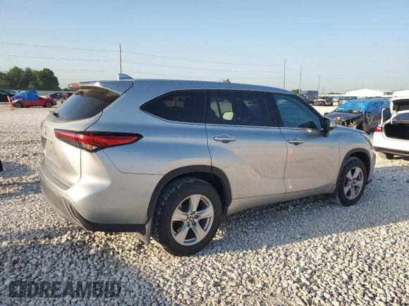 2020 Toyota Highlander L with VIN 5TDCZRBH8LS030357, listed as a Copart auction lot 52775755 with 106,402 mi miles and Clean title. Bid and sale history available at DreamBid. Image 3.