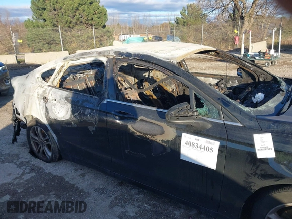 2018 Ford Fusion SE with VIN 3FA6P0HD3JR171412, listed as a IAAI auction lot 40834405 with Not Provided miles. Bid and sale history available at carsss.com. Image 13.