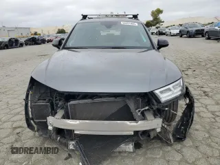 2020 Audi SQ5 Premium Plus with VIN WA1B4AFY0L2068513, listed as a Copart auction lot 54451455 with 37,871 mi miles and Salvage Title. Bid and sale history available at DreamBid. Image 5.