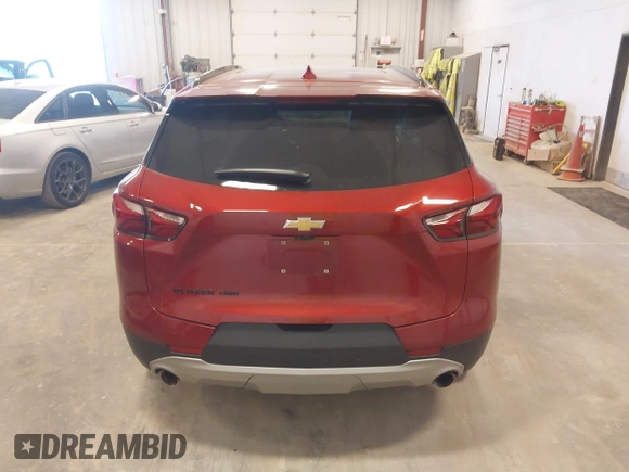 2021 Chevrolet Blazer LT z VIN 3GNKBJRS2MS520283, wystawiony jako IAAI lot #42059583 z przebiegiem 81 284 mil mil oraz . Historia ofert i sprzedaży dostępna na DreamBid. Obrazek 16.