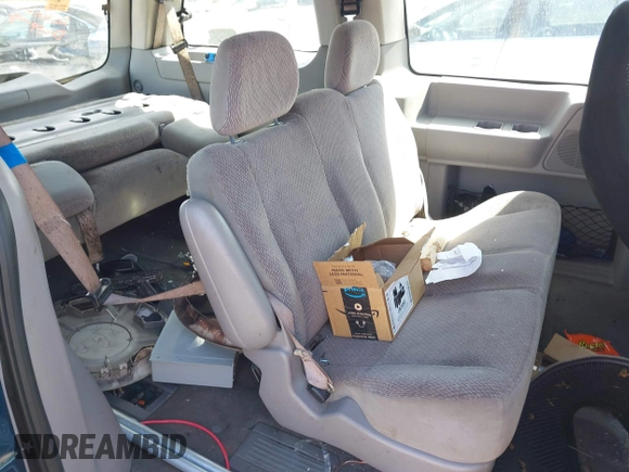 2001 Ford Windstar LX with VIN 2FMZA50451BC14773, listed as a IAAI auction lot 42093230 with Not Provided miles and . Bid and sale history available at carsss.com. Image 8.