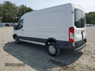 2015 Ford Transit Cargo z VIN 1FTNR2CM2FKA11665, wystawiony jako Copart lot #59688815 z przebiegiem 80 355 mil mil oraz Czysty tytuł • Clean title. Historia ofert i sprzedaży dostępna na DreamBid. Obrazek 2.