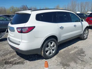 2017 Chevrolet Traverse LT with VIN 1GNKVGKD2HJ189332, listed as a IAAI auction lot 42194277 with 176,055 mi miles and . Bid and sale history available at DreamBid. Image 4.