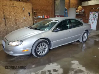 2002 Chrysler Concorde z VIN 2C3AD36M42H169400, wystawiony jako Copart lot #59312495 z przebiegiem 117 292 mil mil oraz Tytuł czysty. Historia ofert i sprzedaży dostępna na DreamBid. Obrazek 1.