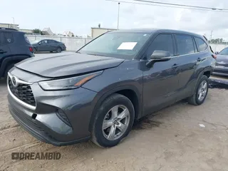 2022 Toyota Highlander L with VIN 5TDCZRAH1NS103623, listed as a IAAI auction lot 42233144 with 41,749 mi miles and . Bid and sale history available at DreamBid. Image 2.