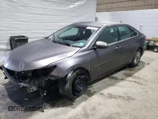 2017 Toyota Camry XLE with VIN 4T1BF1FKXHU269502, listed as a Copart auction lot 48971875 with 62,489 mi miles and Salvage Title. Bid and sale history available at carsss.com. Image 1.