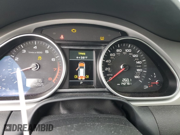2015 Audi Q7 3.0T S line Prestige with VIN WA1DGAFE4FD003372, listed as a Copart auction lot 45010835 with 142,791 mi miles and Salvage Title. Bid and sale history available at carsss.com. Image 9.