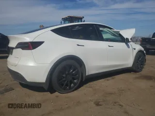 2022 Tesla Model Y Long Range with VIN 7SAYGAEE3NF416838, listed as a Copart auction lot 46157675 with 24,254 mi miles and Salvage Title. Bid and sale history available at DreamBid. Image 3.