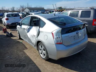 2010 Toyota Prius II with VIN JTDKN3DU9A0197132, listed as a IAAI auction lot 41816227 with 188,403 mi miles. Bid and sale history available at carsss.com. Image 3.