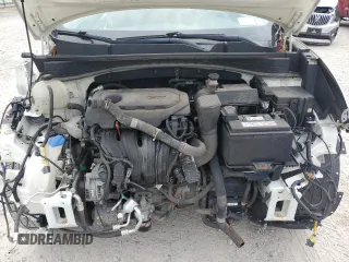 2018 Kia Sportage EX z VIN KNDPN3AC9J7310179, wystawiony jako Copart lot #61767815 z przebiegiem 77 541 mil mil oraz Szkoda całkowita • Salvage title. Historia ofert i sprzedaży dostępna na DreamBid. Obrazek 12.