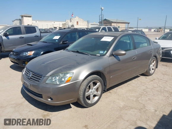 2005 Nissan Altima 3.5 SE with VIN 1N4BL11D75C221226, listed as a IAAI auction lot 40540691 with 141,227 mi miles. Bid and sale history available at carsss.com. Image 2.