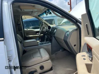 2006 Ford F-150 XLT with VIN 1FTPW12V16KD97016, listed as a Copart auction lot 61061765 with 159,482 mi miles and Clean title. Bid and sale history available at DreamBid. Image 5.