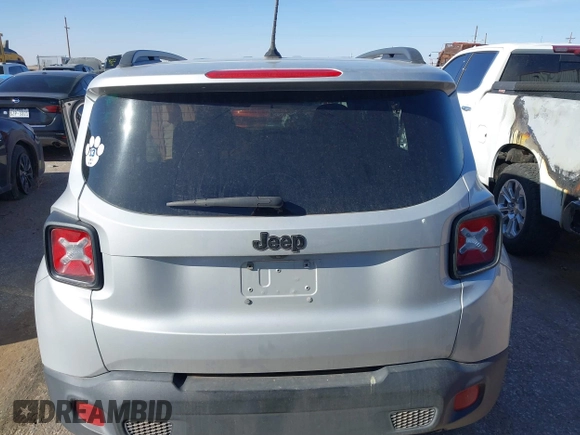 2017 Jeep Renegade Latitude with VIN ZACCJABB0HPG46904, listed as a IAAI auction lot 41844524 with Not Provided miles. Bid and sale history available at carsss.com. Image 15.