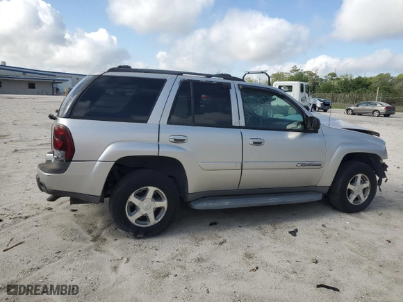 2004 Chevrolet TrailBlazer LT with VIN 1GNDT13S742439905, listed as a Copart auction lot 50907455 with 119,990 mi miles and Salvage Title. Bid and sale history available at carsss.com. Image 3.